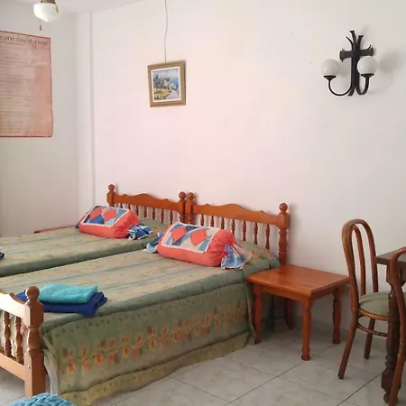 Studio With A Balcony, Swimming Pool, Tennis Court, Ocean *
