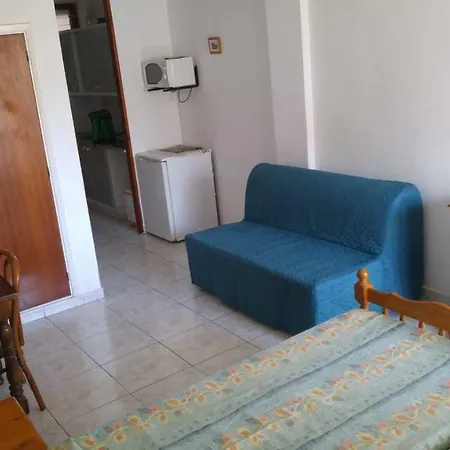 Studio With A Balcony, Swimming Pool, Tennis Court, Ocean アパート アロナ