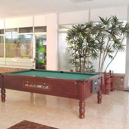شقة Studio With A Balcony, Swimming Pool, Tennis Court, Ocean